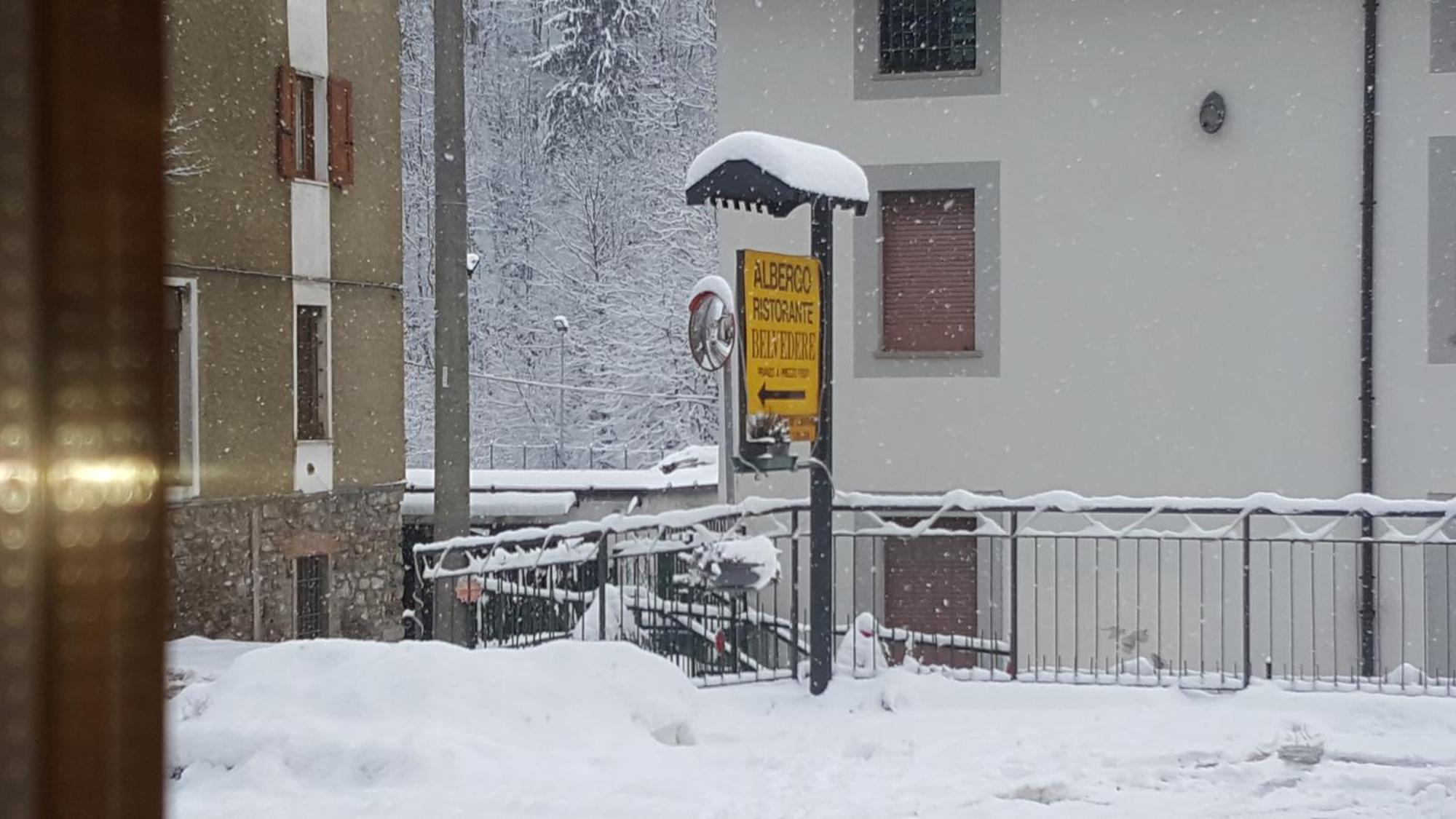 Albergo Belvedere Collio Eksteriør bilde